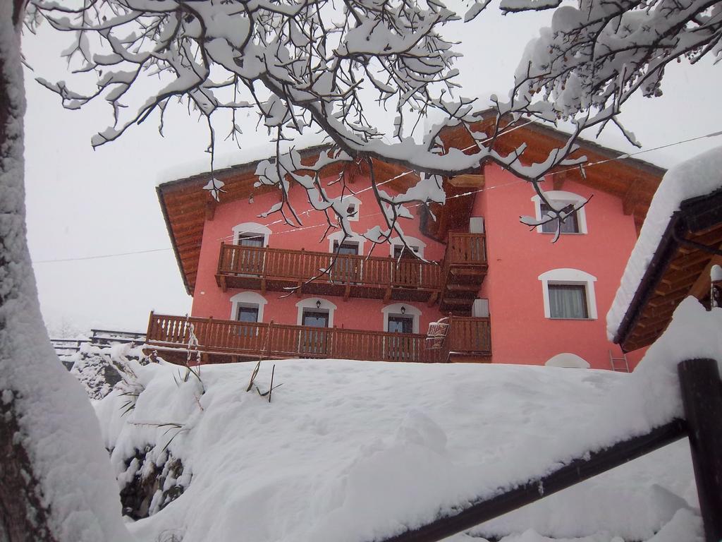Les Lillas Verrayes Exterior photo